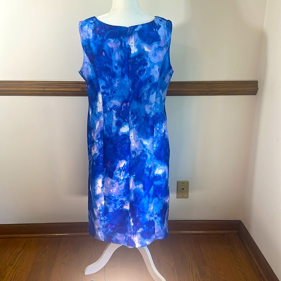 Dana Kay, Vibrant Dark/Light Blue Marble Patterned Midi Dress with Jacket. S-14 - Picture 4 of 12